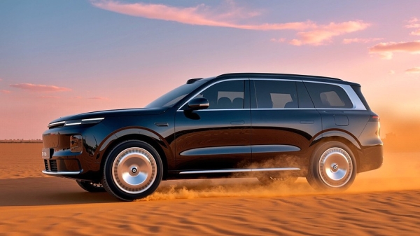 Флагманский кроссовер Leapmotor D19 с мощной электроникой готовится к премьере Флагманский кроссовер Leapmotor D19 с мощной электроникой готовится к премьере