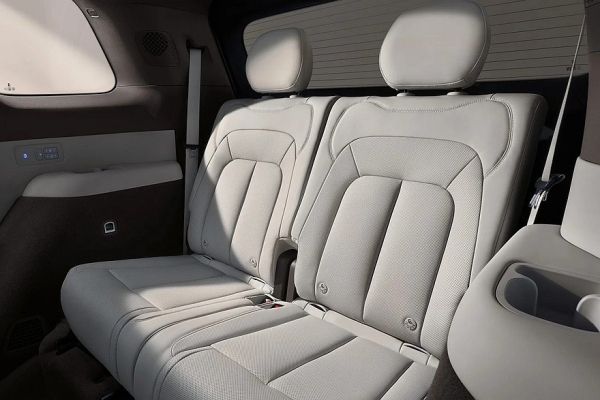 Представлен кроссовер Denza N8L от BYD: младший, но не менее роскошный Представлен кроссовер Denza N8L от BYD: младший, но не менее роскошный