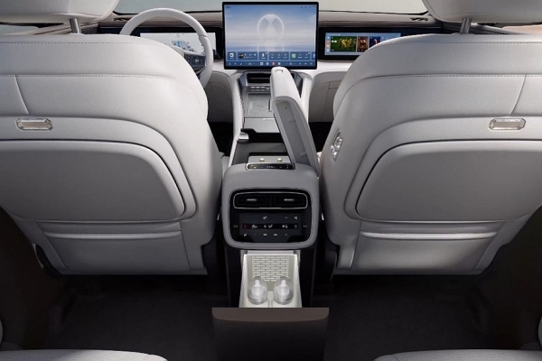 Представлен кроссовер Denza N8L от BYD: младший, но не менее роскошный Представлен кроссовер Denza N8L от BYD: младший, но не менее роскошный