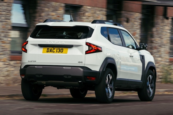 Без бразильского размаха: Dacia Duster превратился в куцый пикап с двухрядной кабиной