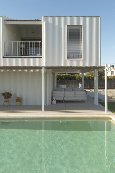 Современный функциональный дом с сельским очарованием