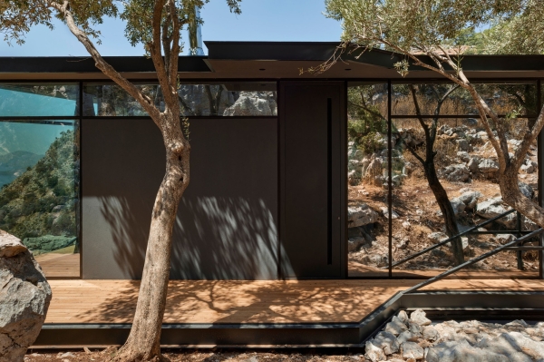 Дом в стиле минимализма и устойчивого развития Дом в стиле минимализма и устойчивого развития