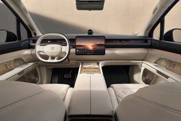 Флагманский кроссовер Nio ES8 нового поколения поступил в продажу: мощнее и дешевле