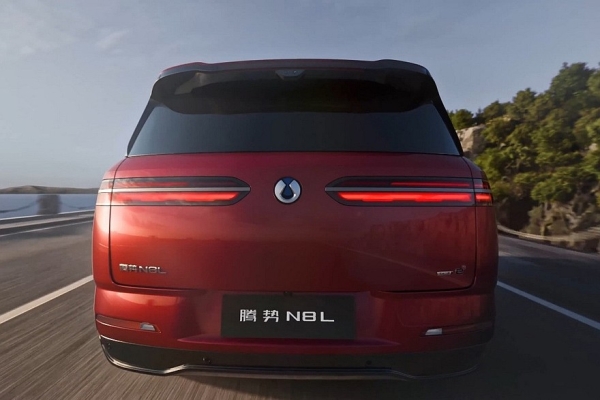 Представлен кроссовер Denza N8L от BYD: младший, но не менее роскошный Представлен кроссовер Denza N8L от BYD: младший, но не менее роскошный