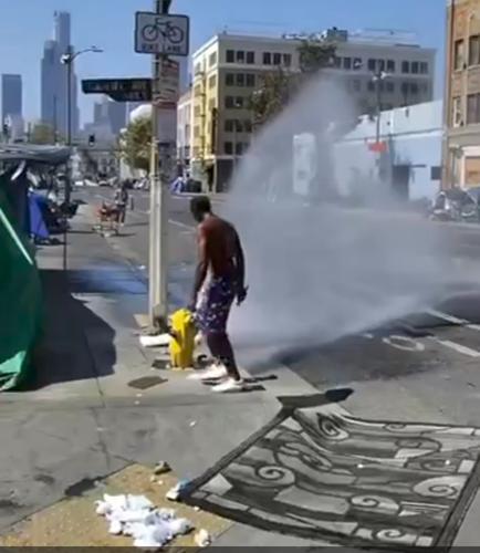 По ту сторону американской мечты: антисанитария и нищета на улицах Лос-Анджелеса