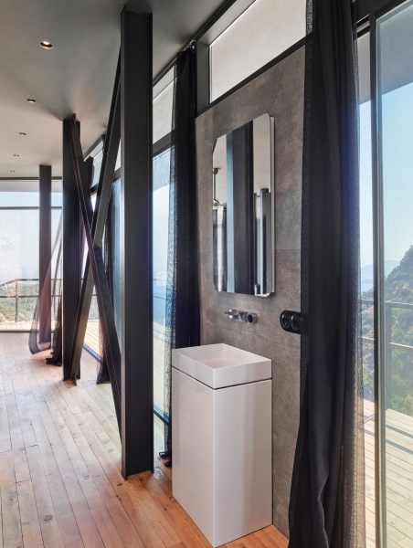 Дом в стиле минимализма и устойчивого развития Дом в стиле минимализма и устойчивого развития