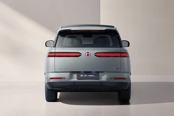 Представлен кроссовер Denza N8L от BYD: младший, но не менее роскошный Представлен кроссовер Denza N8L от BYD: младший, но не менее роскошный