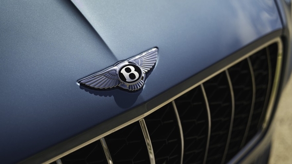Bentley намерена последовать примеру Porsche и оставить своим моделям ДВС Bentley намерена последовать примеру Porsche и оставить своим моделям ДВС