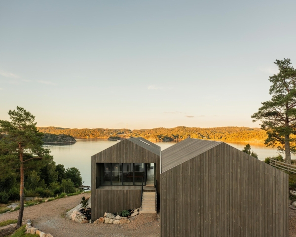 Современная вилла в суровом скандинавском ландшафте