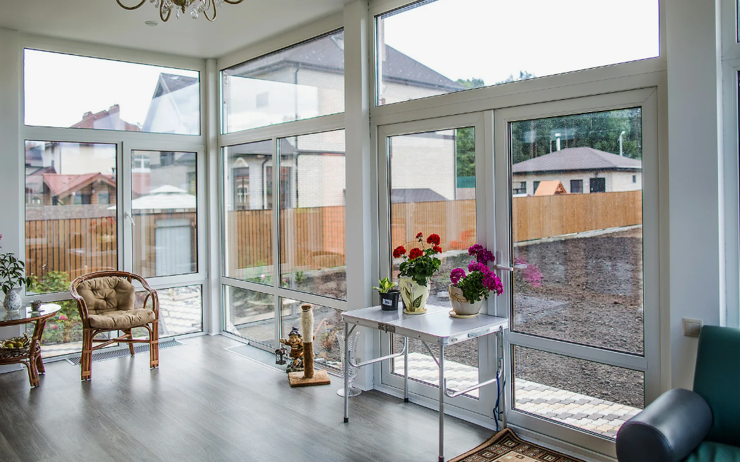 Окна ПВХ - советы по выбору на этапе строительства дома