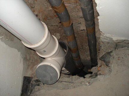 Замена труб в туалете от А до Я: проектирование, выбор стройматериала, монтажные работы + разбор ошибок