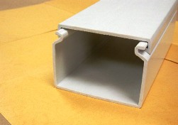 Пластиковые короба (кабель-каналы), как крепить кабель-канал