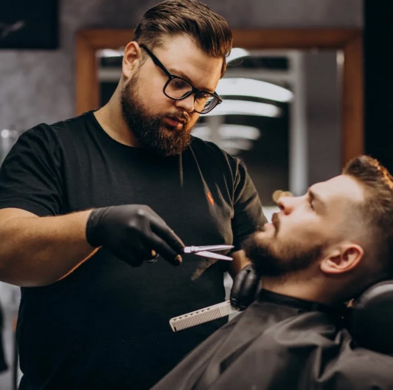 Как барбершоп меняет первое впечатление и добавляет уверенности в общении