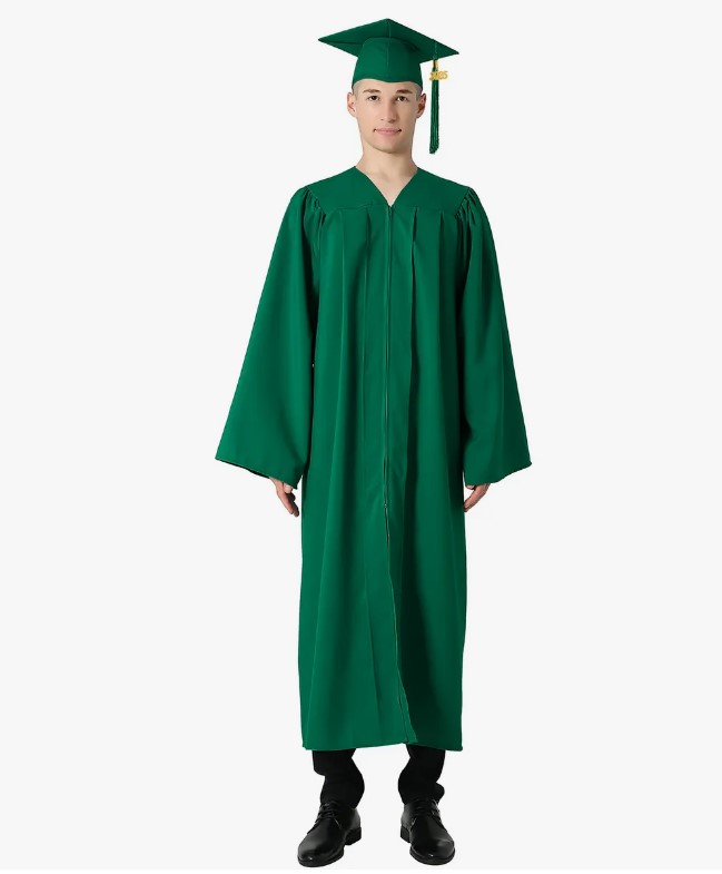 Мантия выпускника для создания ярких фотографий которые будут радовать долгие годы